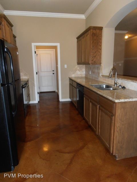 Building Photo - 509 Fieldstone Dr