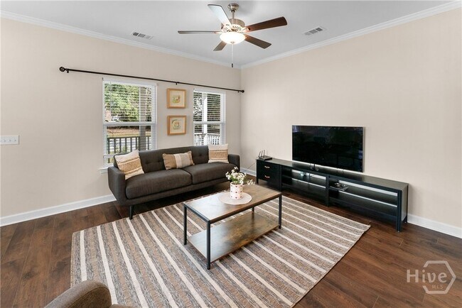 Foto del edificio - 1403 E Anderson St