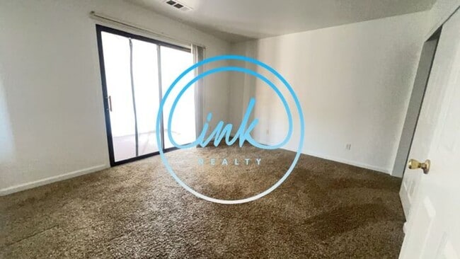 Building Photo - Single Family Home for Rent in Carson City...