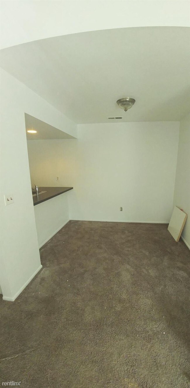 Building Photo - 1055 Merrimar Cir N
