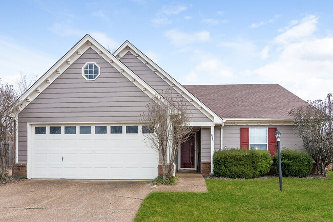 Building Photo - 8541 Highland Glen Cir S