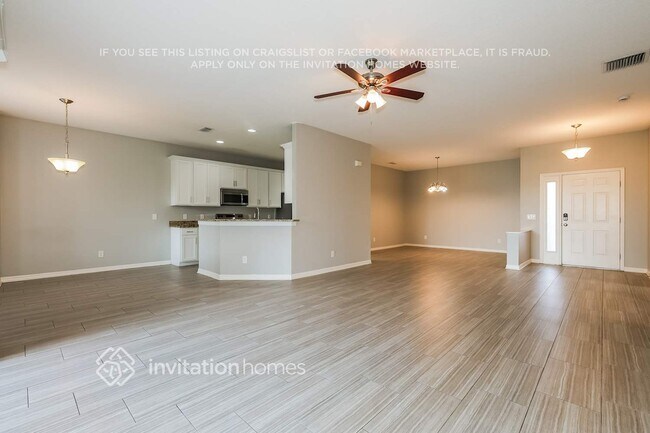 Building Photo - 3310 Stonebridge Trail