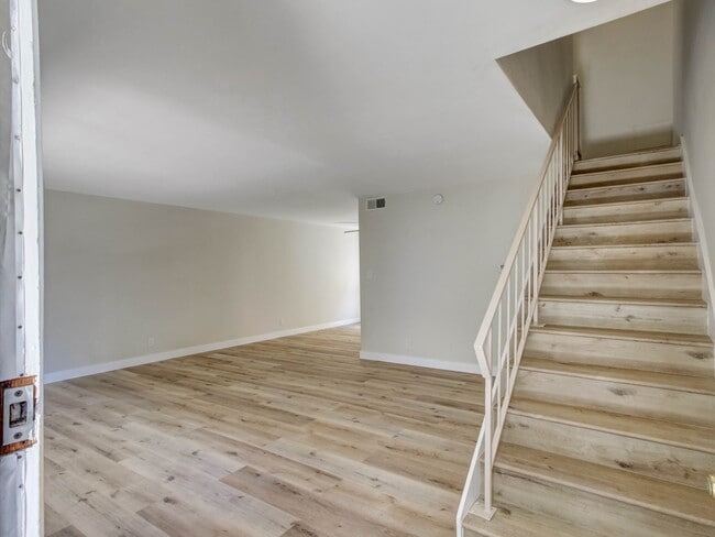 Photo - 1452 Berkeley St Townhome