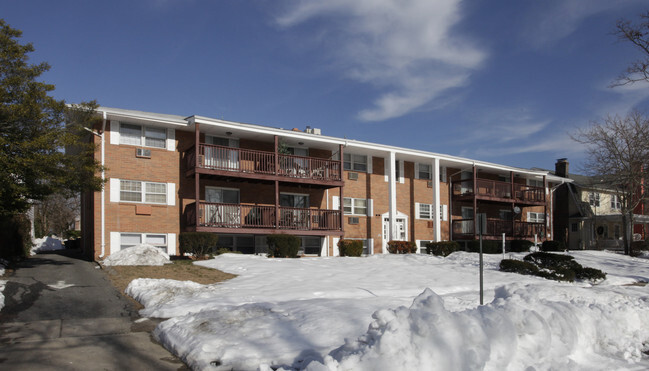 Building Photo - 407 7th Ave