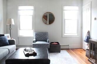 Building Photo - 348 Warburton Ave
