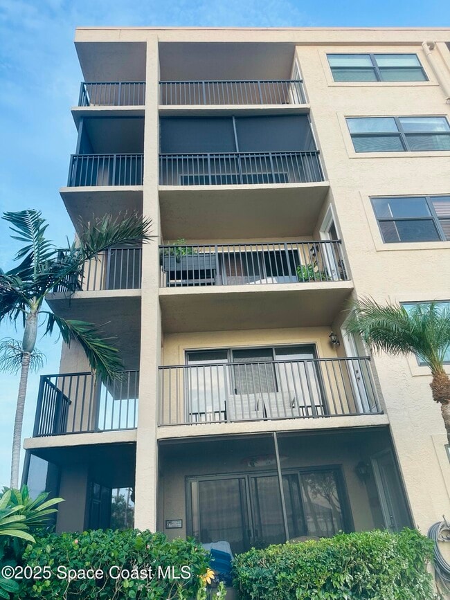 Building Photo - 201 International Dr