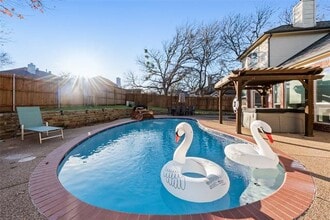 Building Photo - 7916 Old Hickory Dr