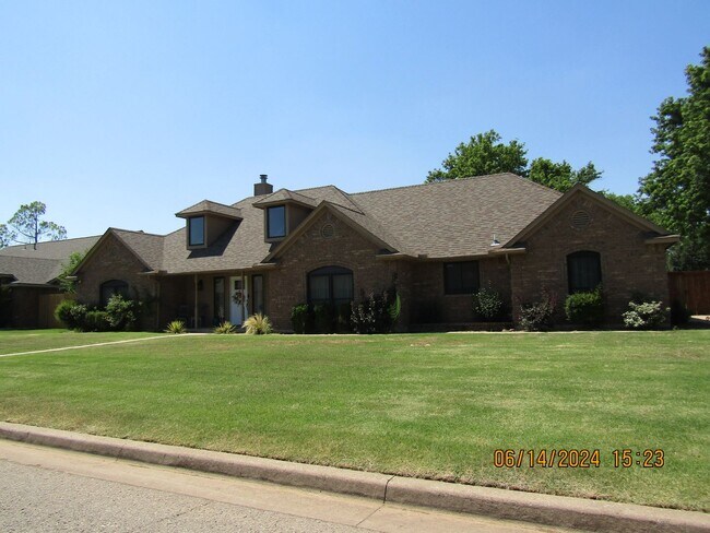 Foto del edificio - Very Nice Spacious Home located In the Tur...