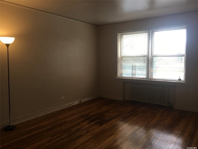 Building Photo - 141-24 78th Ave