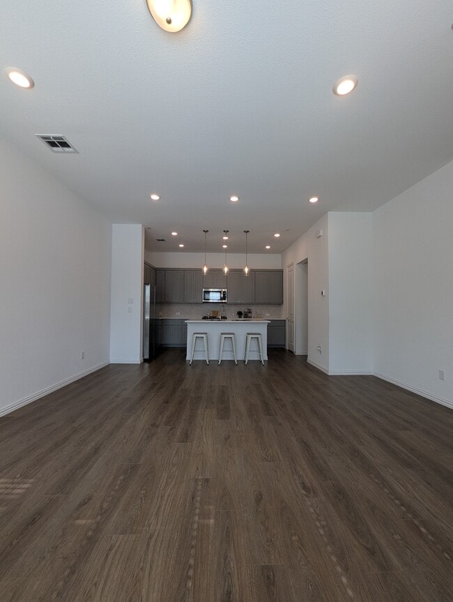 Building Photo - 2257 Adena Springs Dr
