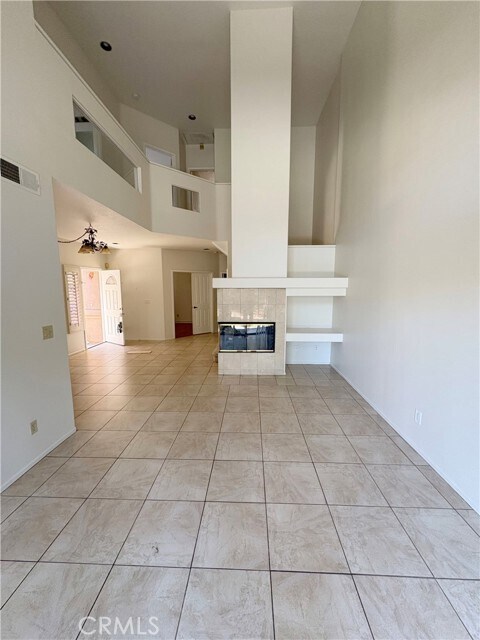 Foto del edificio - 2018 Villa Del Lago Dr