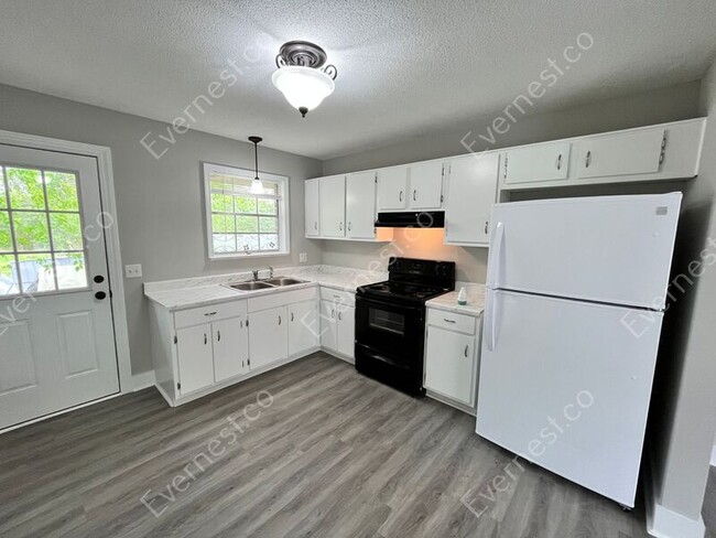 Foto del edificio - 4734 Norcross Rd