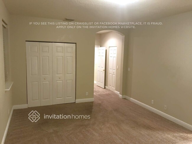 Building Photo - 2135 SW 99th Way
