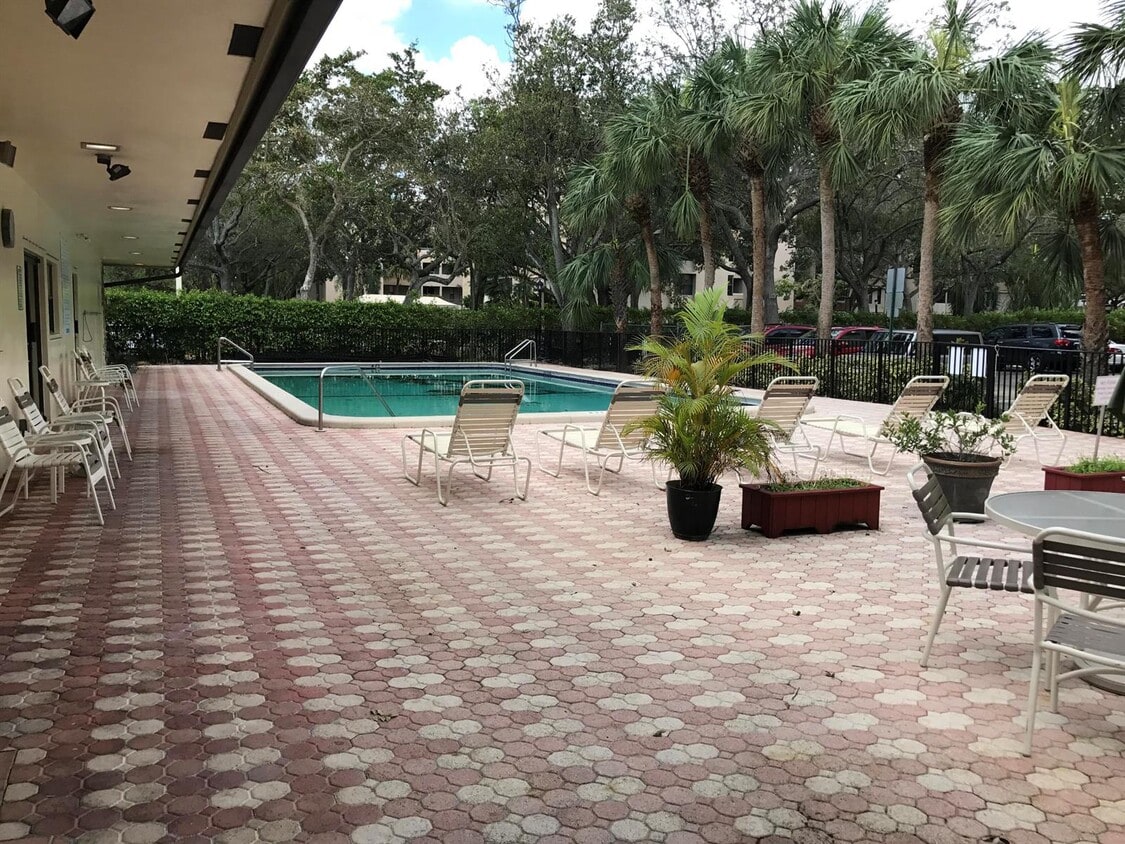 6600 Cypress Rd Unit 509, Plantation, FL 33317 Condo for Rent in Plantation, FL