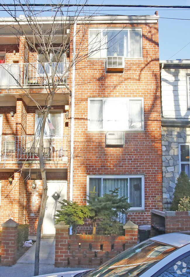 Foto del edificio - 8940 Colonial Rd