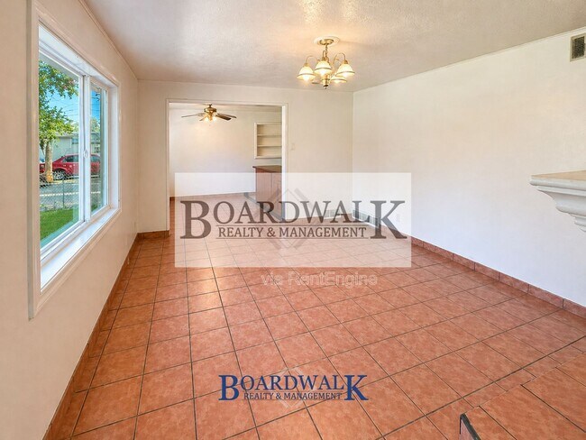 Building Photo - 4681 W 5015 S