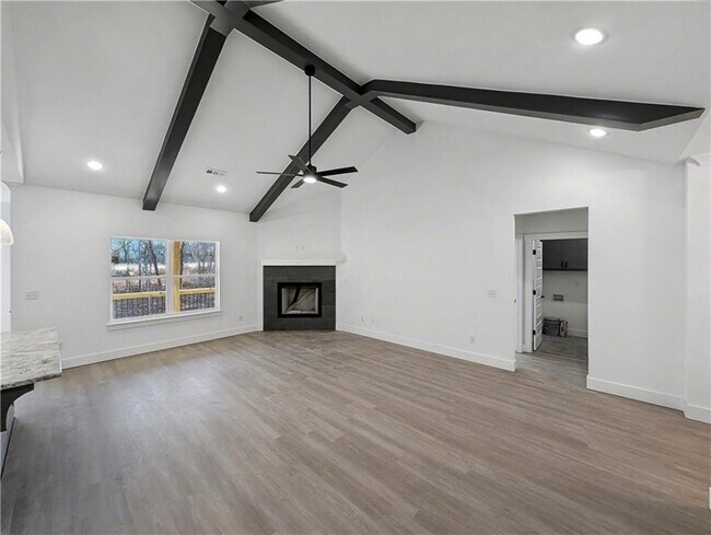 Building Photo - 43 Blairgowrie Dr