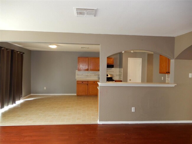 Building Photo - 20119 Baron Brook Dr