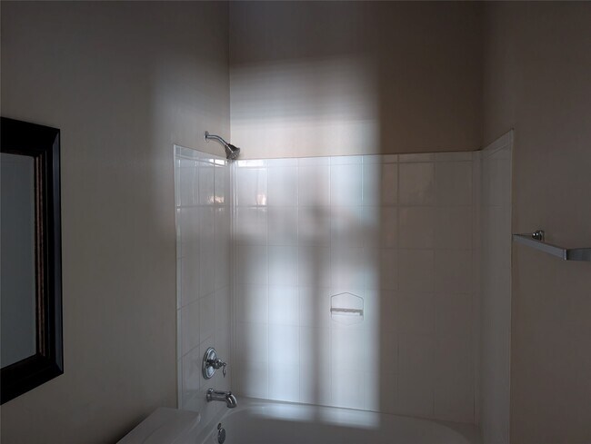 Foto del edificio - 18627 Summercliff Ln