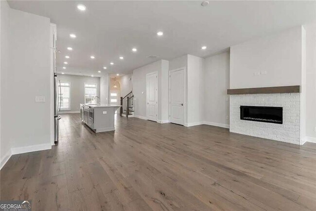 Foto del edificio - 4317 Parkside Pl