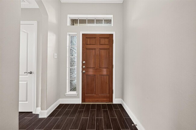 Building Photo - 18015 Oak Cottage Ct