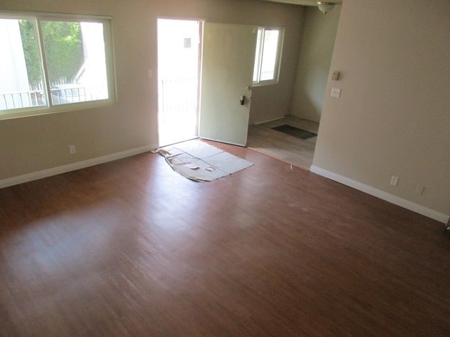 Building Photo - 3109 E Corto Pl