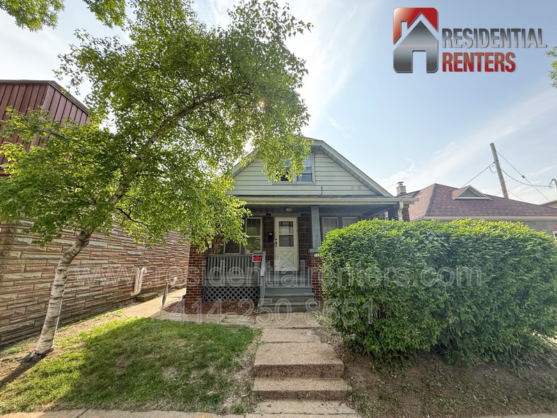 Primary Photo - 1637 S 68th St