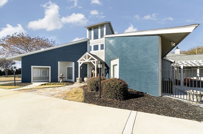Building Photo - Acasa Orchard Park