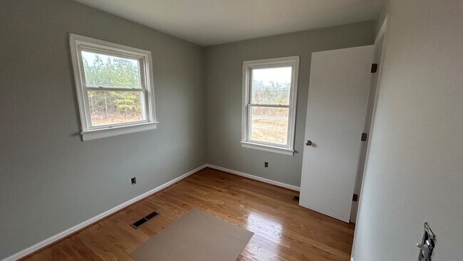 Foto del edificio - 1380 Clover Rd