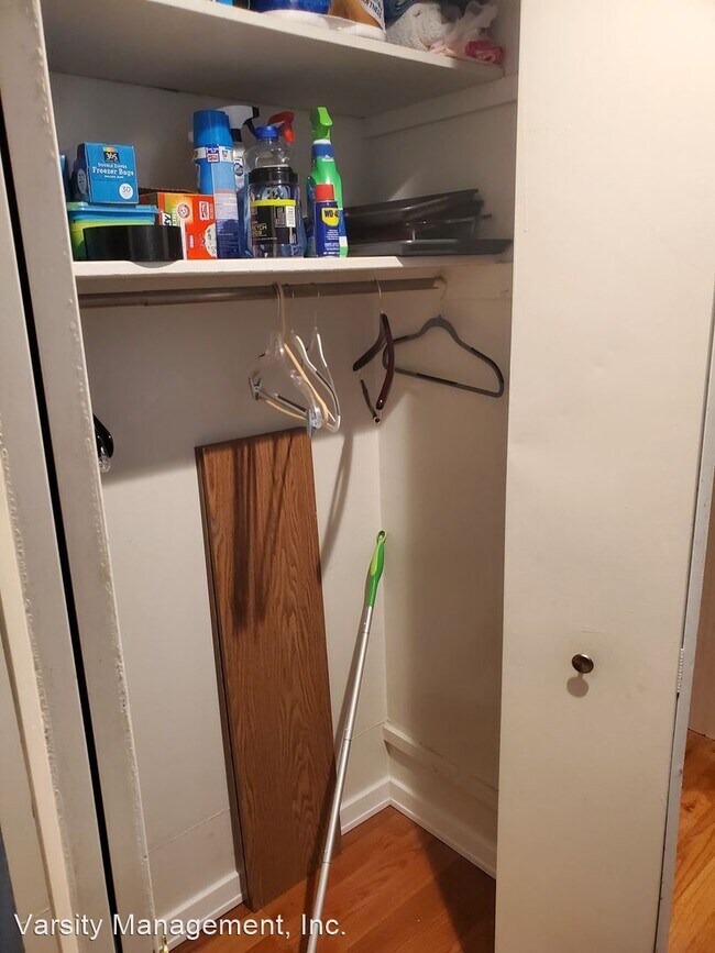 Foto del edificio - 2 br, 1 bath Apartment - 917 Packard 917 P...