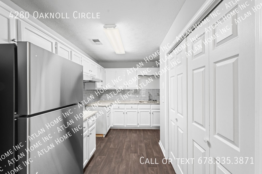 Foto principal - 4280 Oaknoll Cir