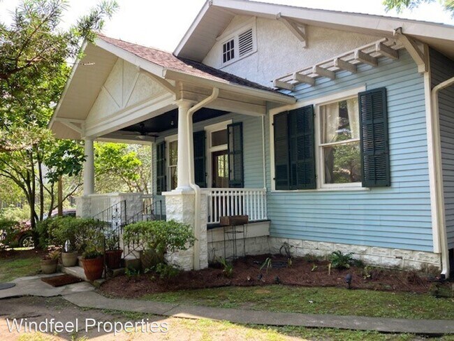 Foto del edificio - 3 br, 2 bath House - 739 Pine Street