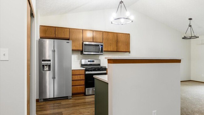 Foto del edificio - 824 Crofton Pl