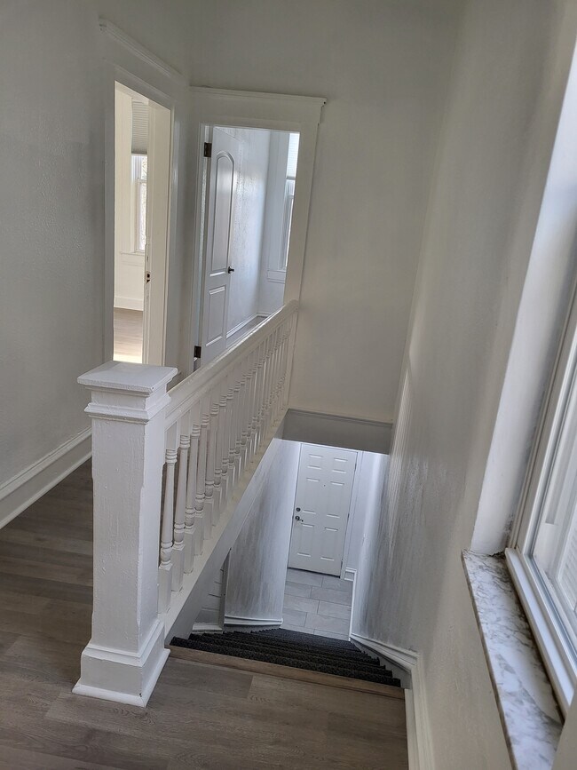 Exit to front. - 1616 Ellwood Ave