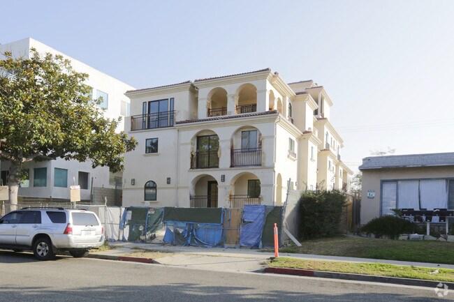 Building Photo - 1211 9th St