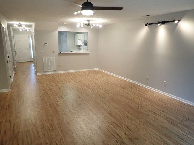 Foto del edificio - 6328 Wrightsville Ave