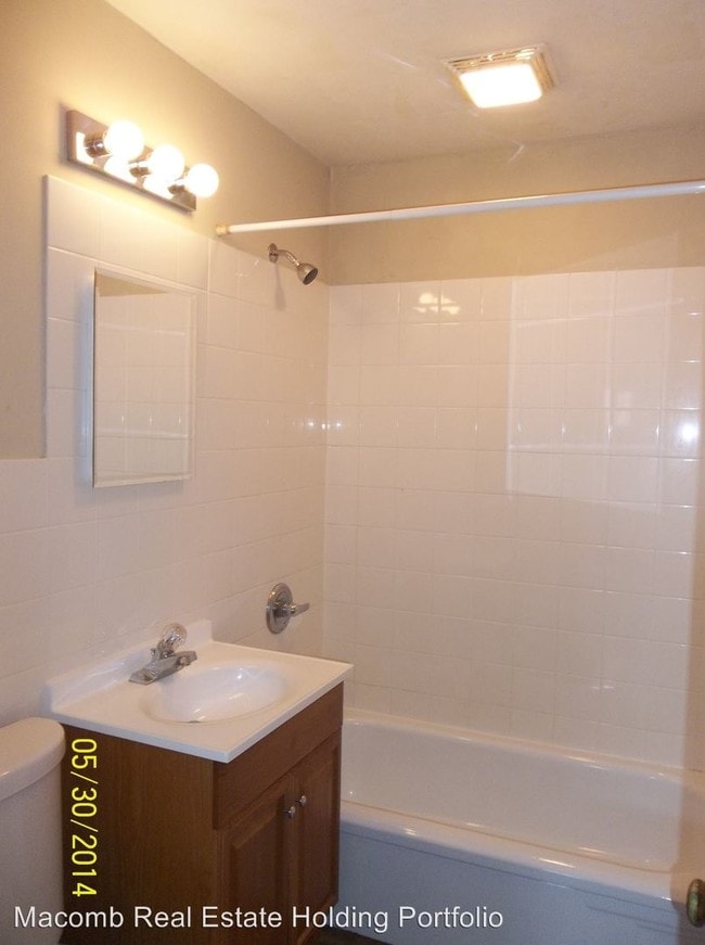Building Photo - 2 br, 1 bath House - 110 N Ward St