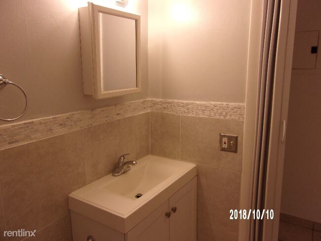 Foto del edificio - 2417 N 19th Ave