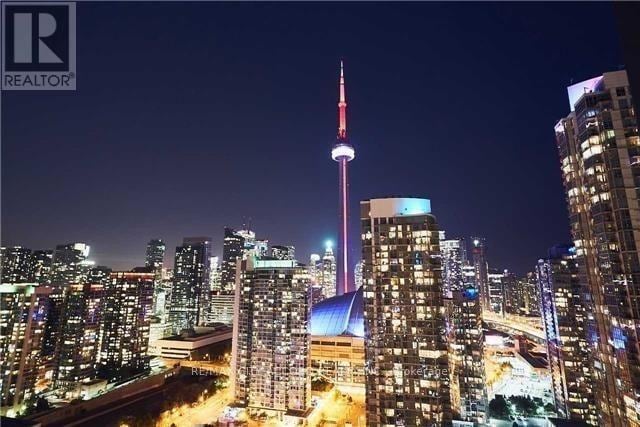 Building Photo - 15-4615 Fort York Blvd