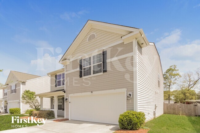 Foto del edificio - 301 Lind Point Ln