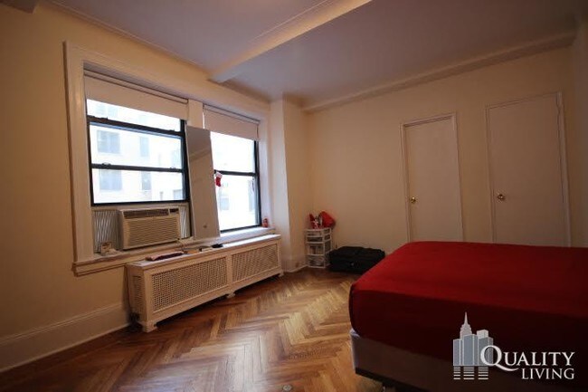 Foto del edificio - 600 W 111th St