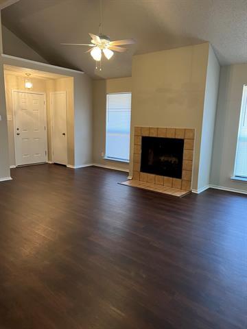 Foto del edificio - 4779 Wineberry Dr