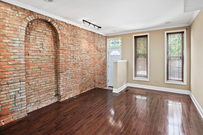 Photo - 118 Burnett St Apartment