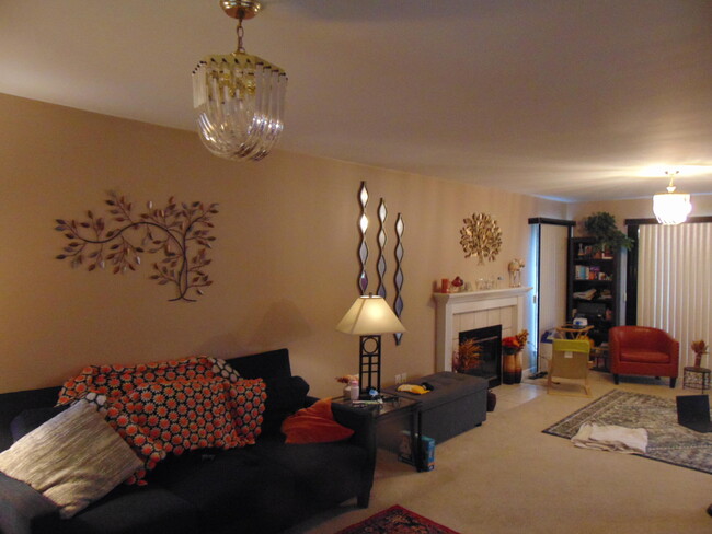 Building Photo - 2893 Treyburn Ln
