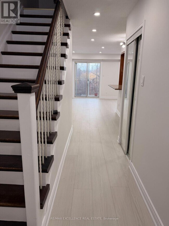 Photo du bâtiment - 42 Foster Crescent