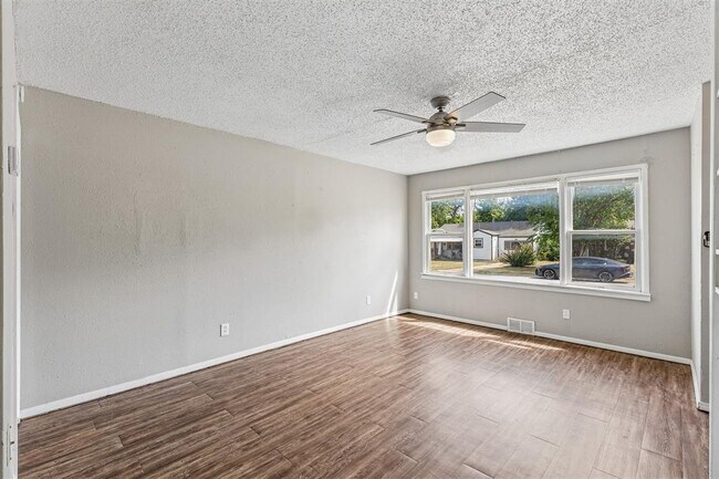 Foto del edificio - 4405 SE 20th St