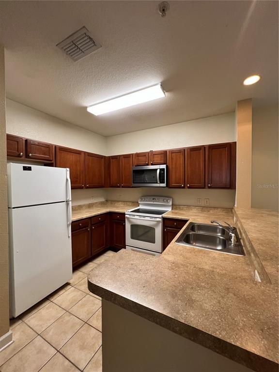 Building Photo - 3177 Feltrim Pl