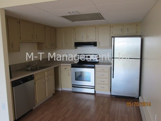Building Photo - 1311 S Westcliff Pl