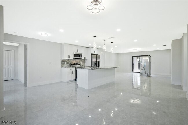 Foto del edificio - 3413 27th St SW