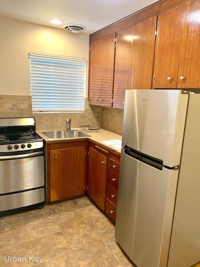 Foto del edificio - 3514 Ashworth Ave N
